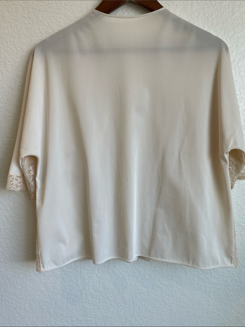 Vanity Fair Cream Lace-Trim Short Sleeve Vintage Top • 38 - Picture 7 of 16